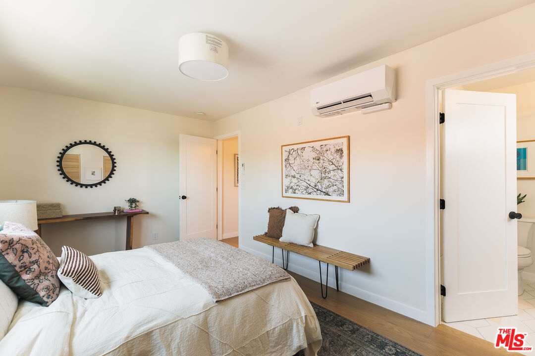 4412 Finley Ave Unit: 4