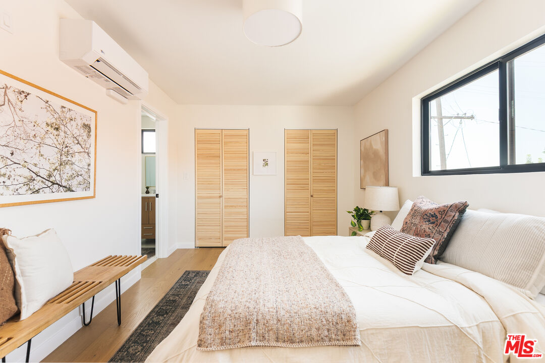 4412 Finley Ave Unit: 4