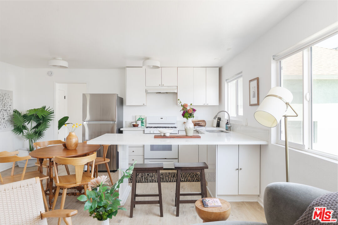 710 Bernard St Unit: 1