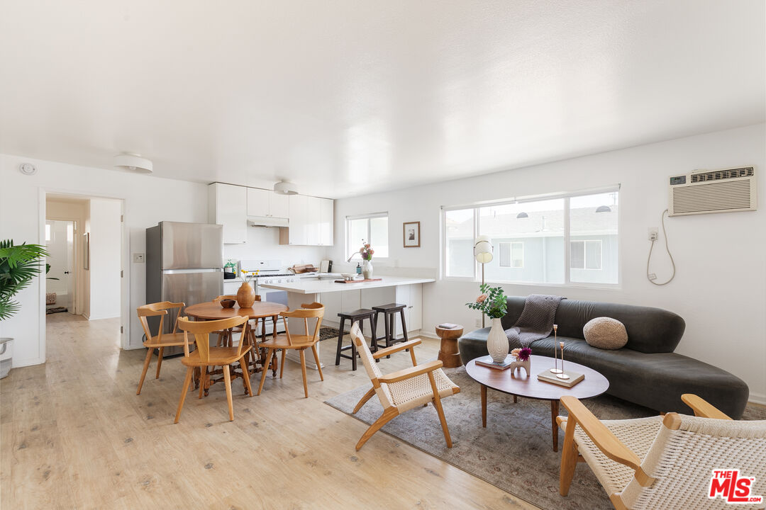710 Bernard St Unit: 1