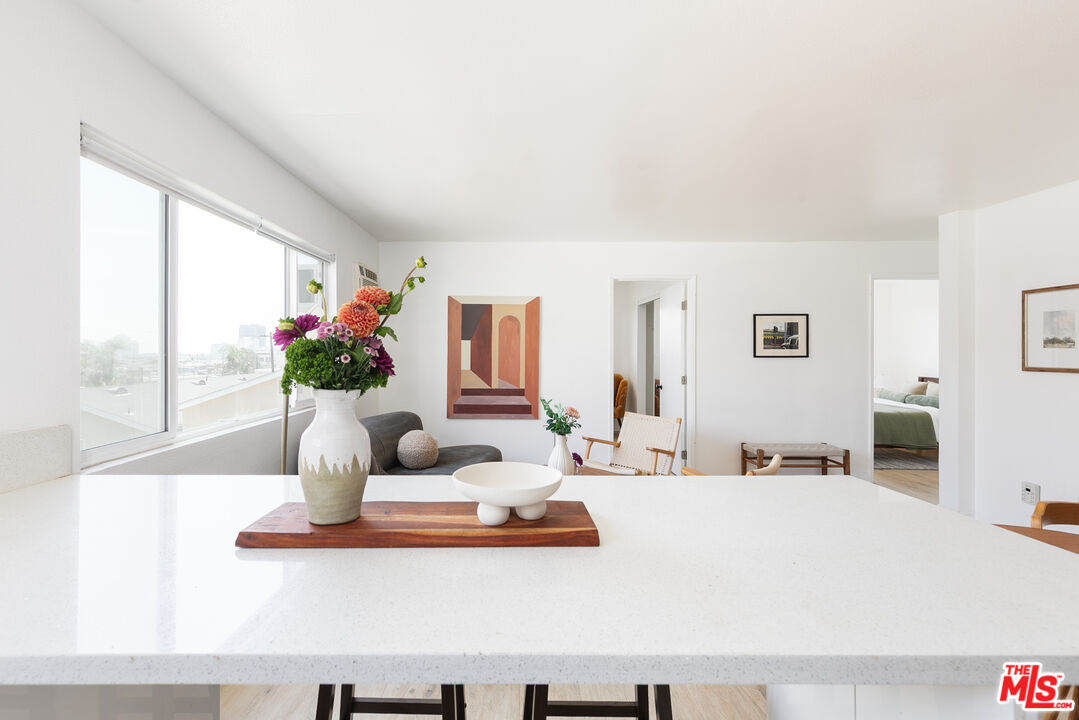 710 Bernard St Unit: 1