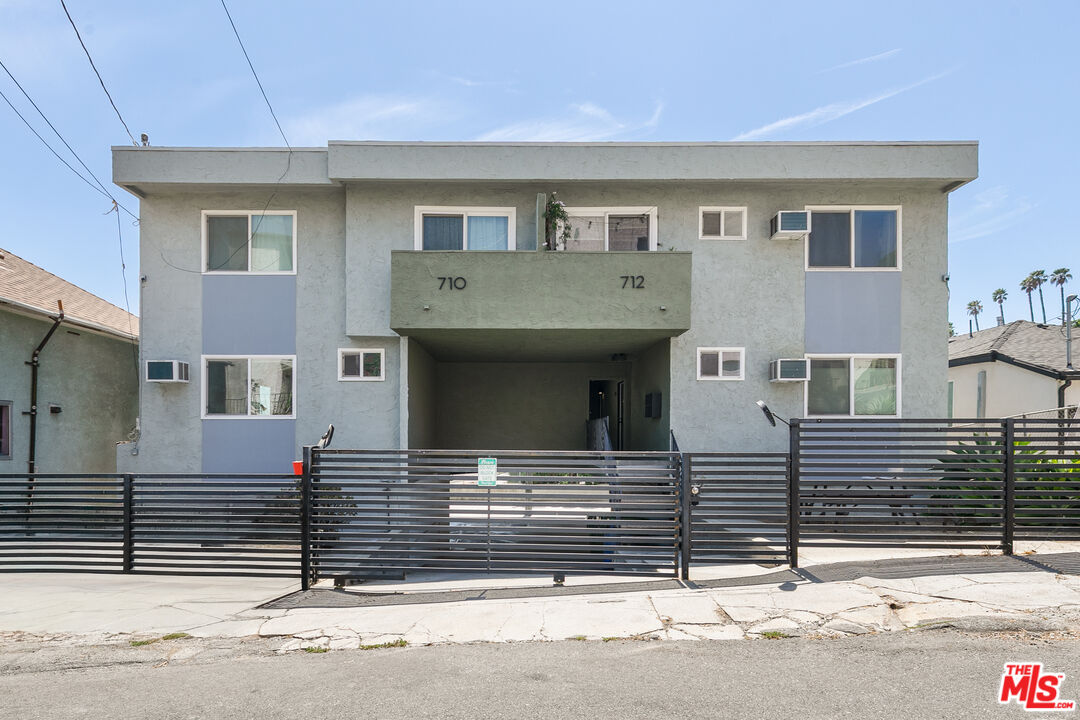710 Bernard St Unit: 1