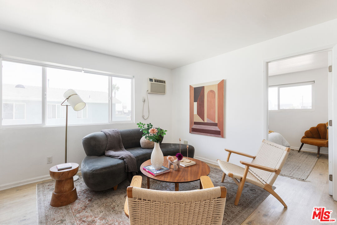 710 Bernard St Unit: 1