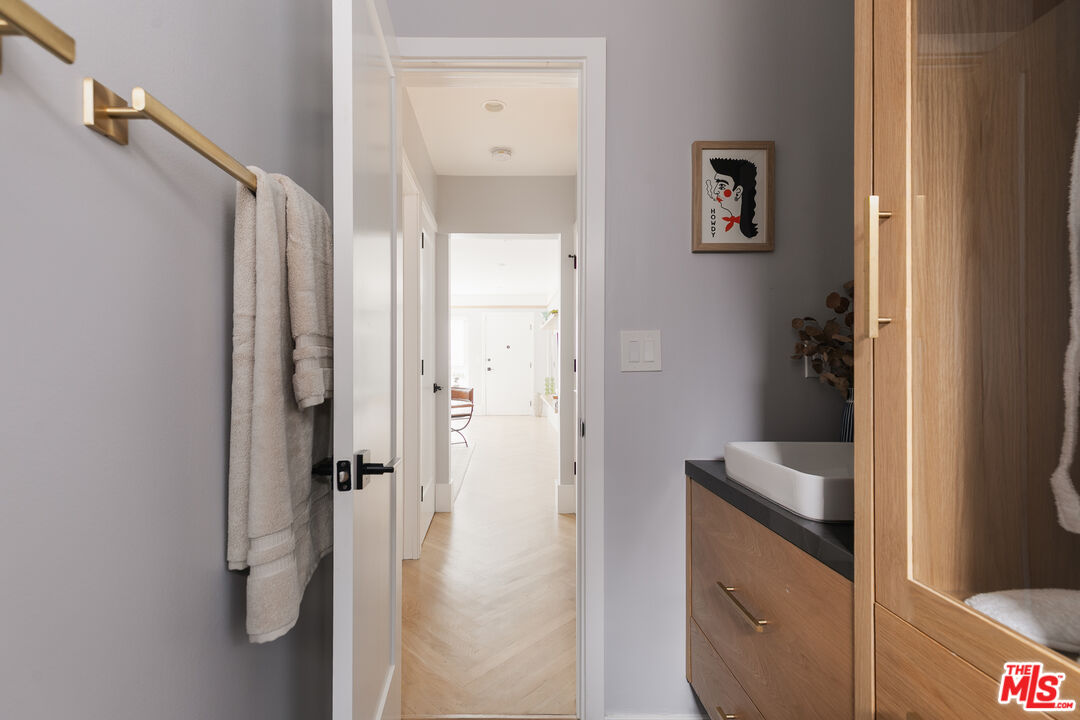 536 N Orlando Ave Unit: 2