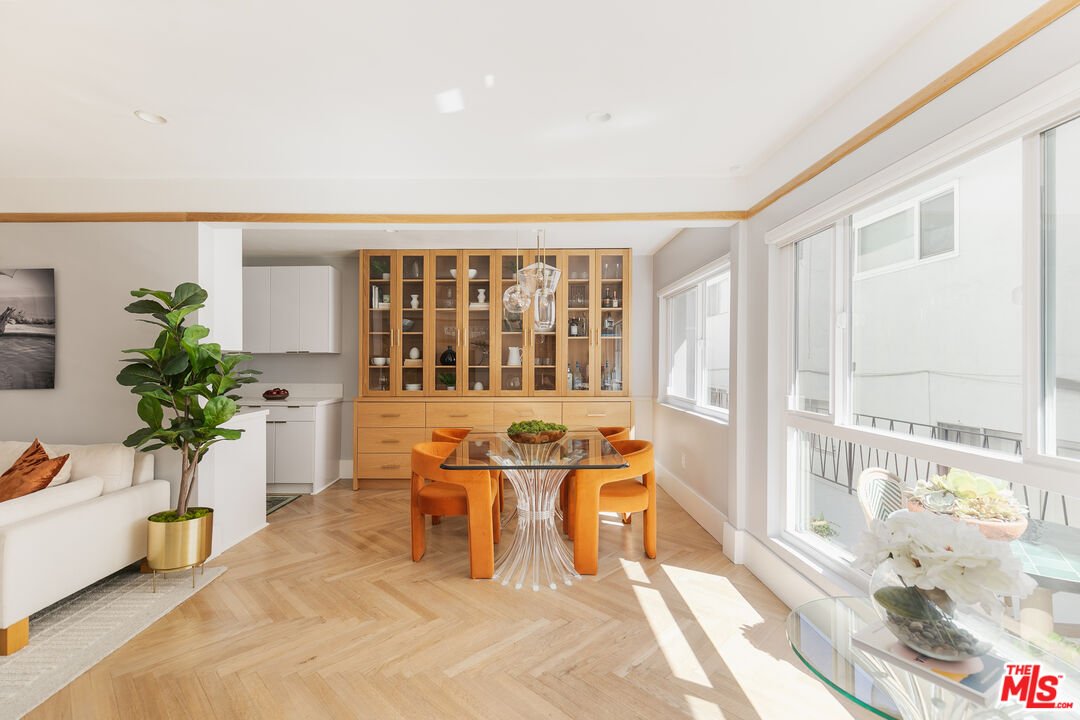 536 N Orlando Ave Unit: 2