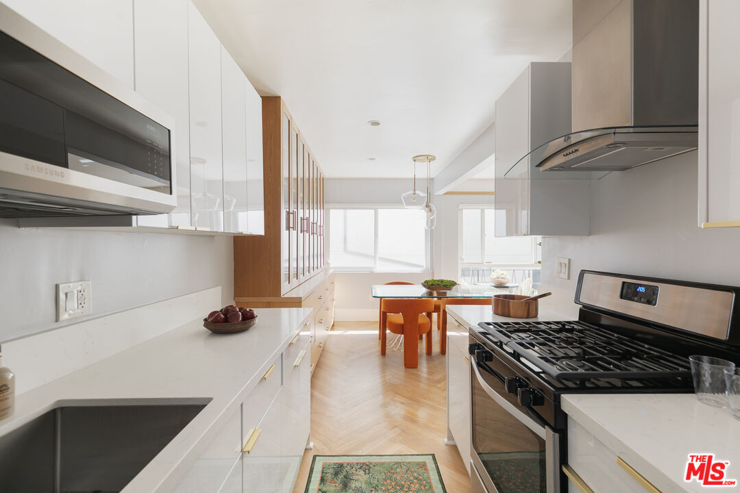 536 N Orlando Ave Unit: 2