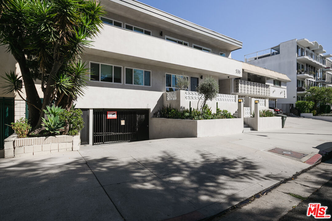 536 N Orlando Ave Unit: 2