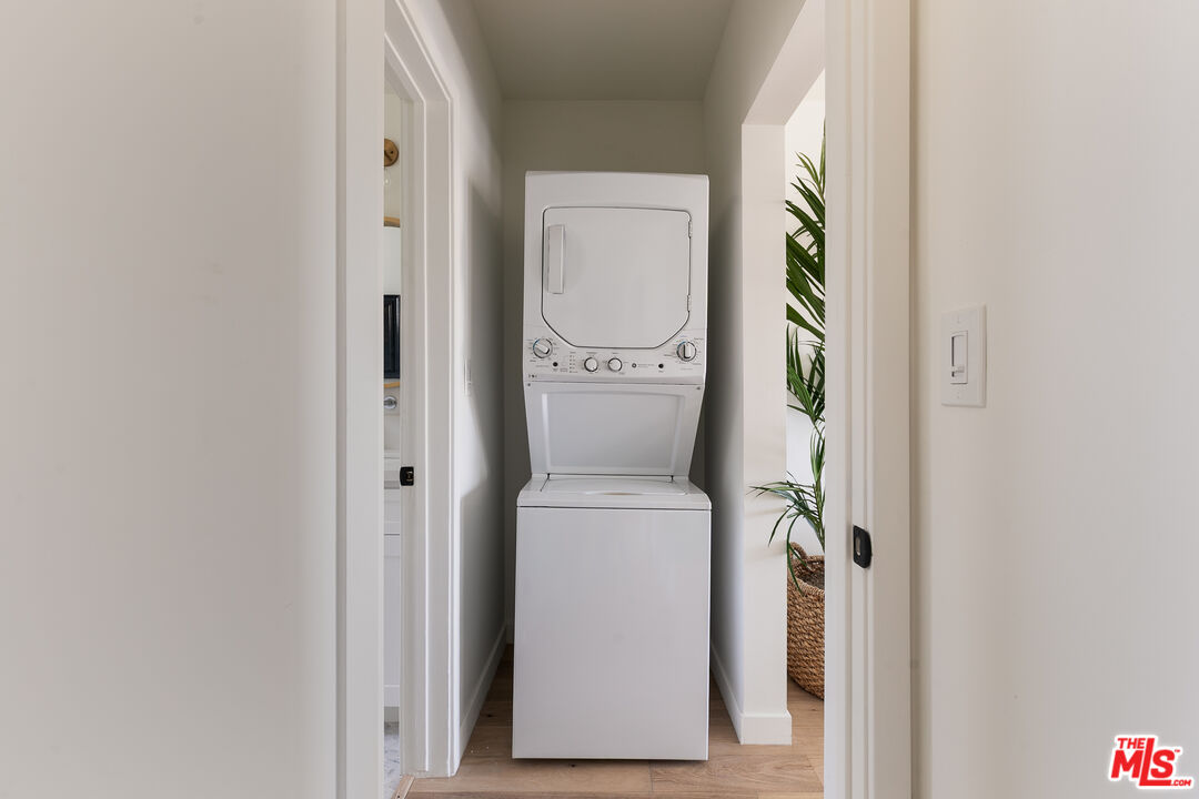 2135 Bellevue Ave Unit: 10