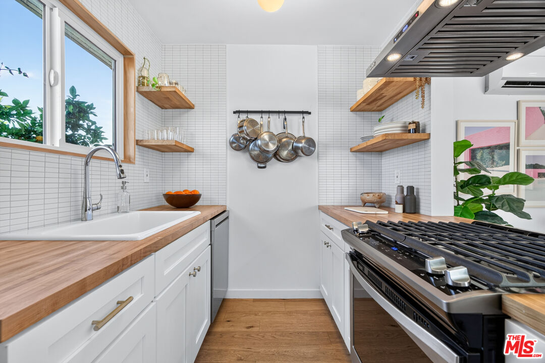 2135 Bellevue Ave Unit: 12