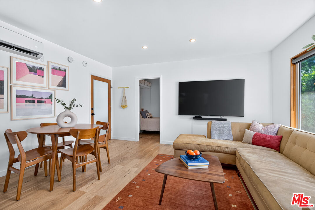 2135 Bellevue Ave Unit: 12
