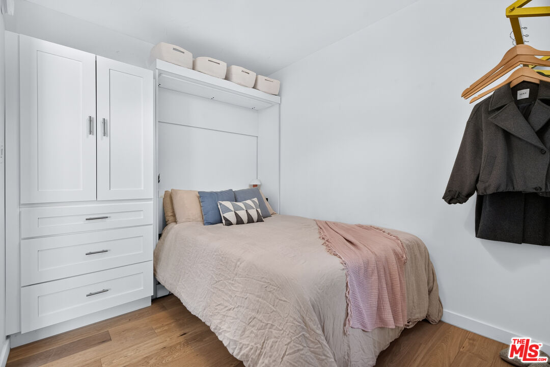 2135 Bellevue Ave Unit: 12