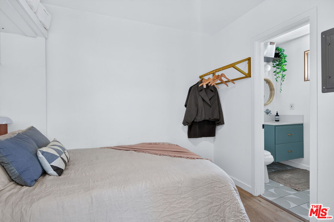 2135 Bellevue Ave Unit: 12