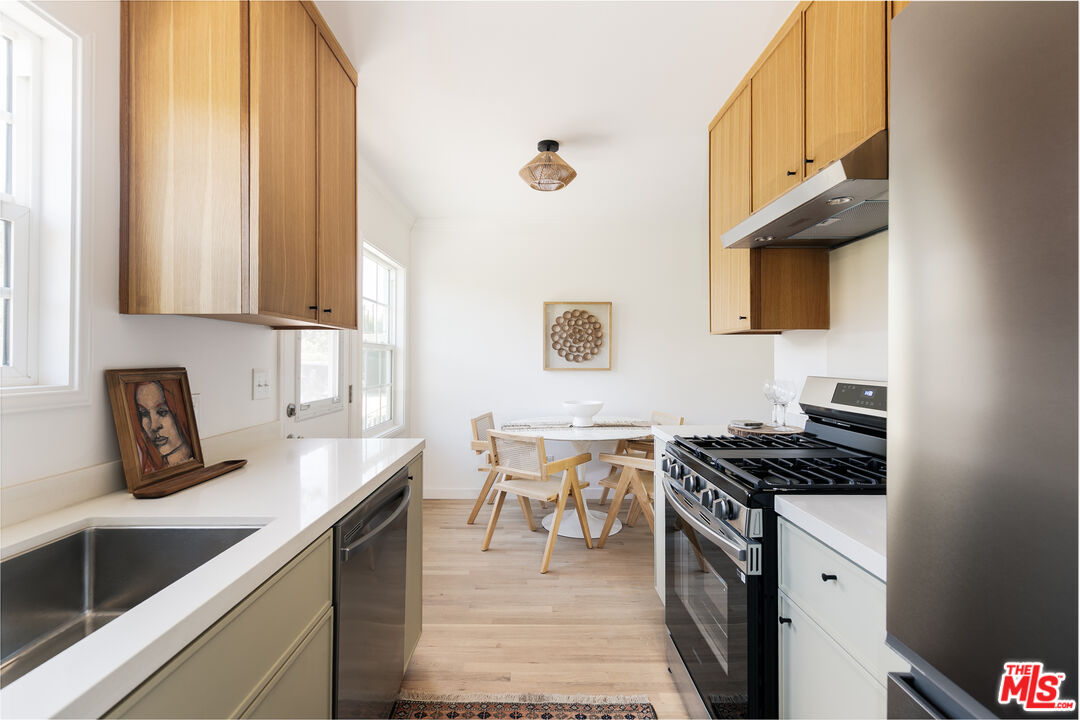 4020 Bemis St Unit: B