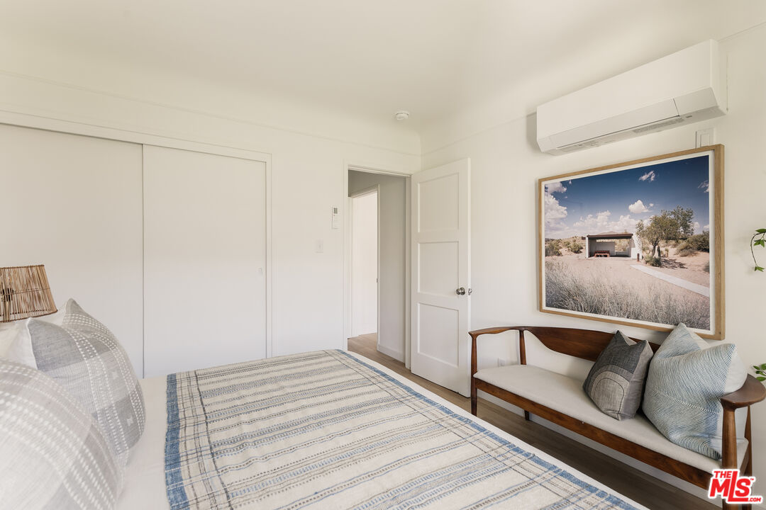 4020 Bemis St Unit: B
