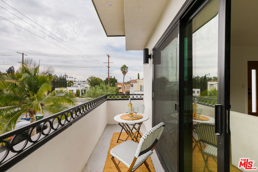 4412 Finley Ave Unit: 5