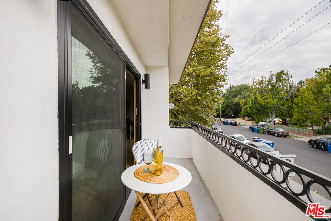4412 Finley Ave Unit: 5