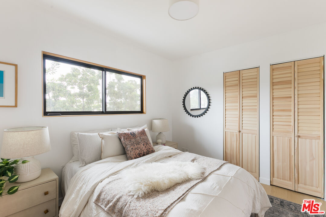 4412 Finley Ave Unit: 5
