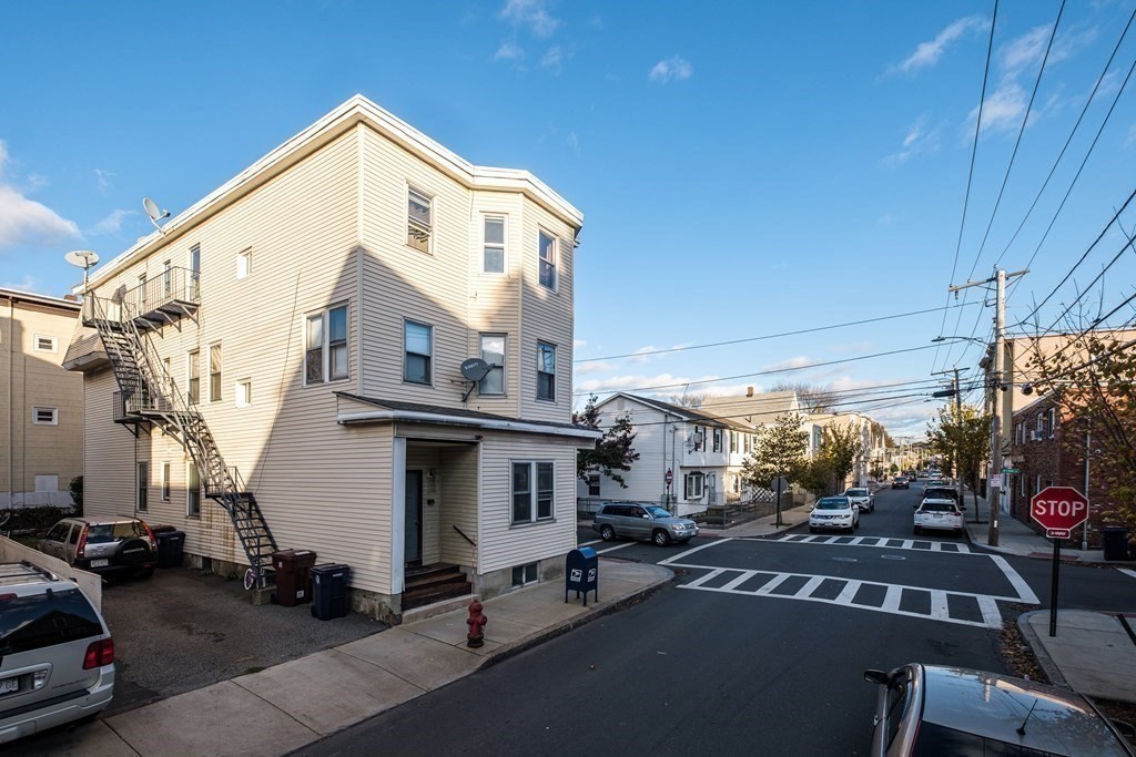 38-40 Union St # 1