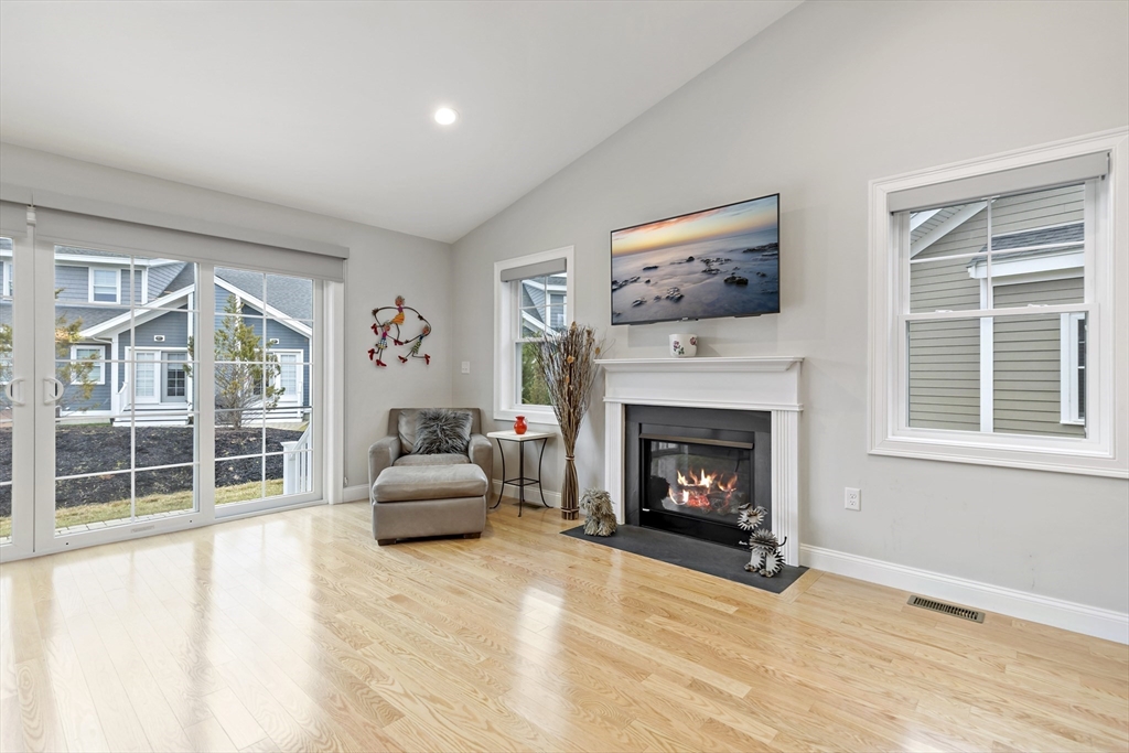 11 Longwood Lane # 11