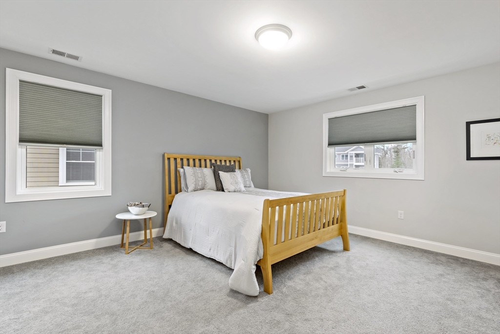 11 Longwood Lane # 11