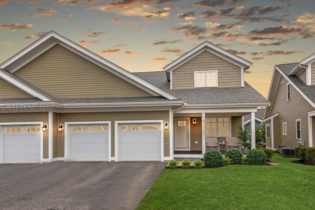 11 Longwood Lane # 11