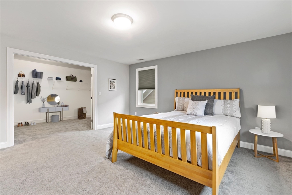 11 Longwood Lane # 11