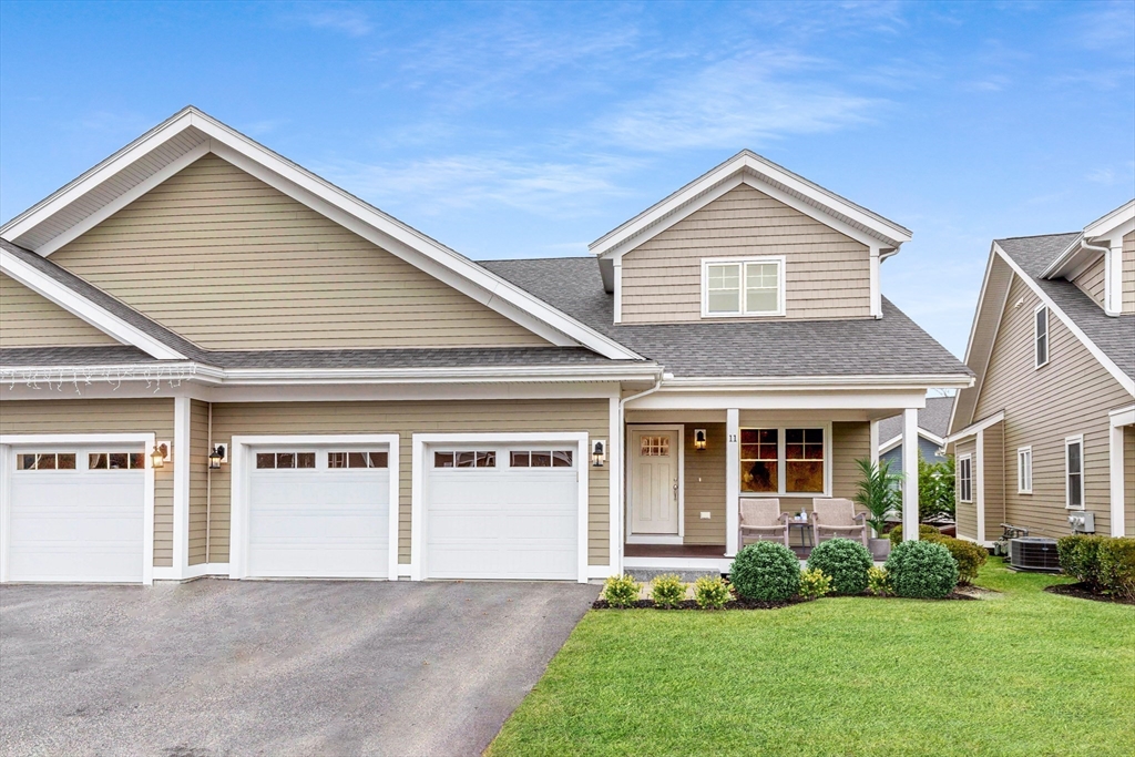 11 Longwood Lane # 11