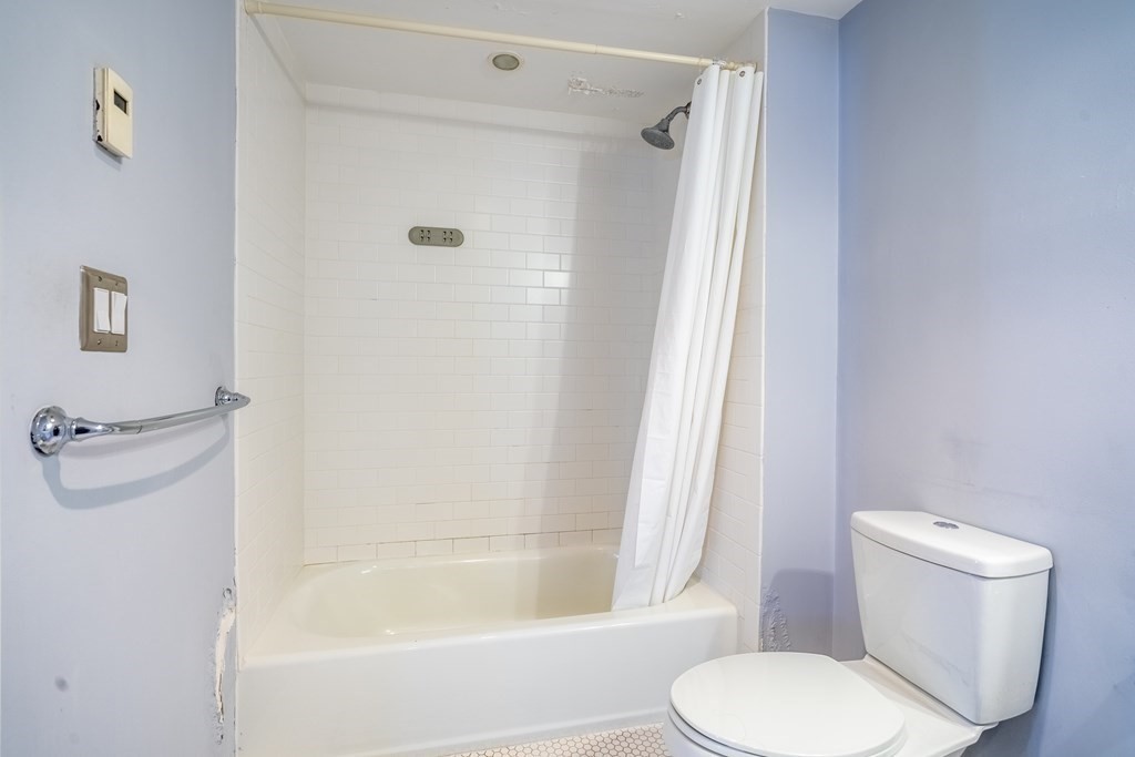 20 Chapel St # B311