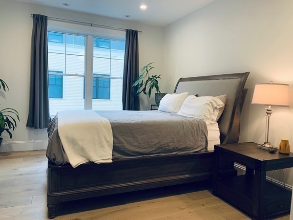 205 E Street Unit: 6-N
