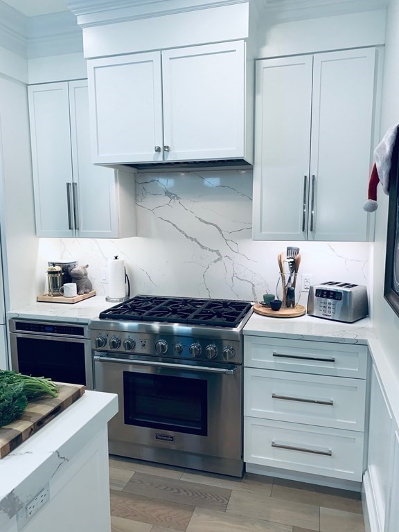 205 E Street Unit: 6-N