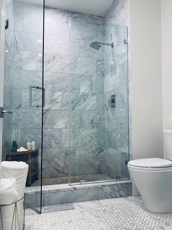 205 E Street Unit: 6-N