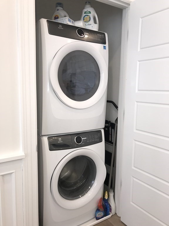 205 E Street Unit: 6-N
