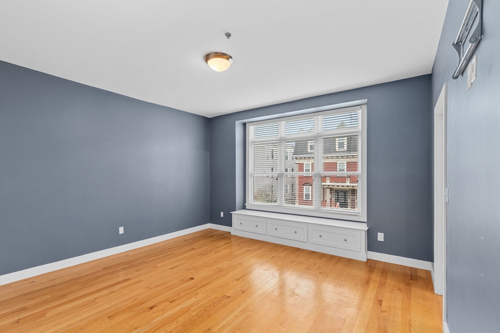 26 Mount Vernon St # 2