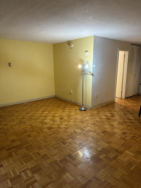 1025 Hancock Street # 1M