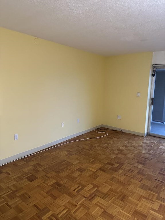 1025 Hancock Street # 1M