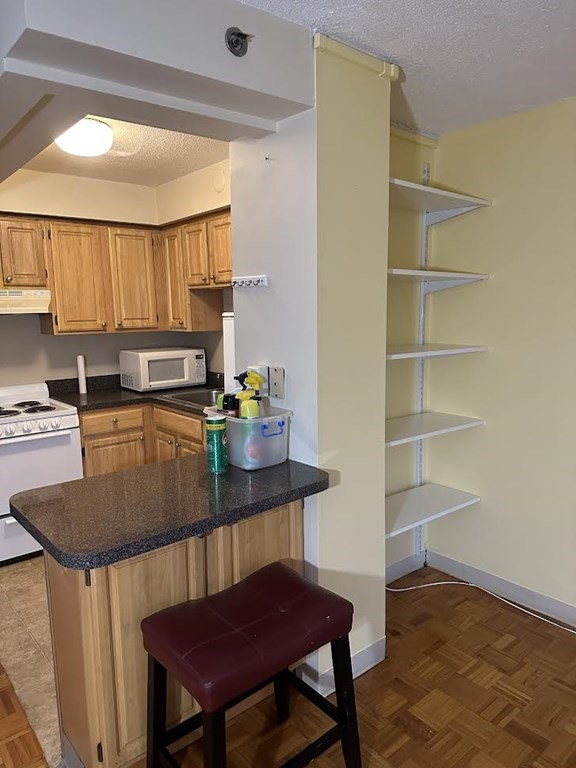 1025 Hancock Street # 1M