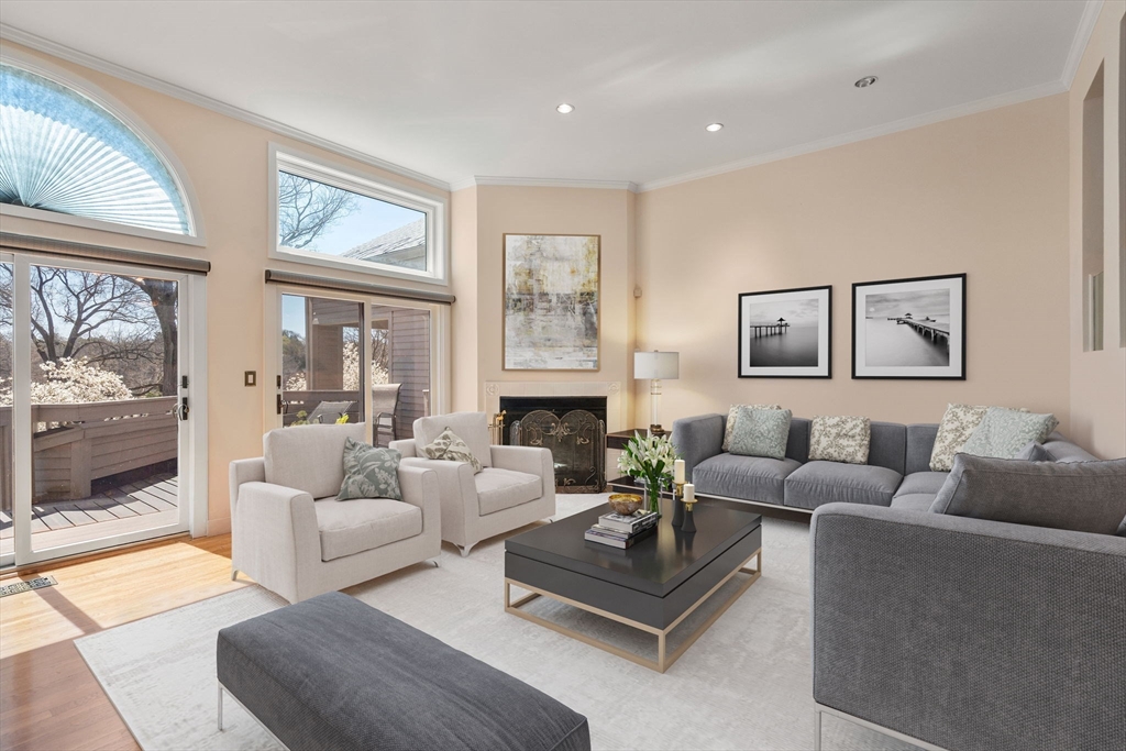 537 Boylston St # 537