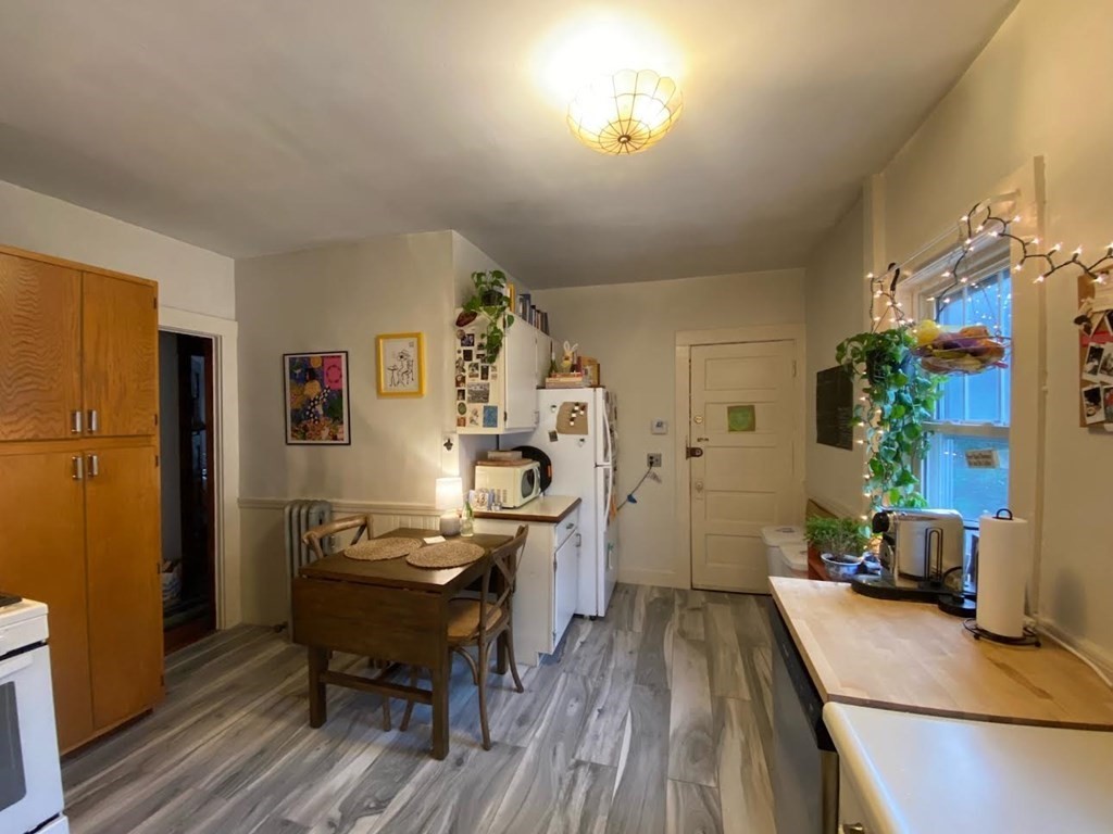 17 Ames St # 3