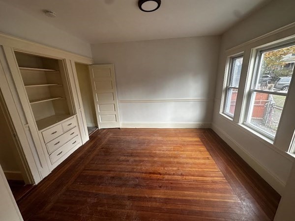 17 Ames St # 1