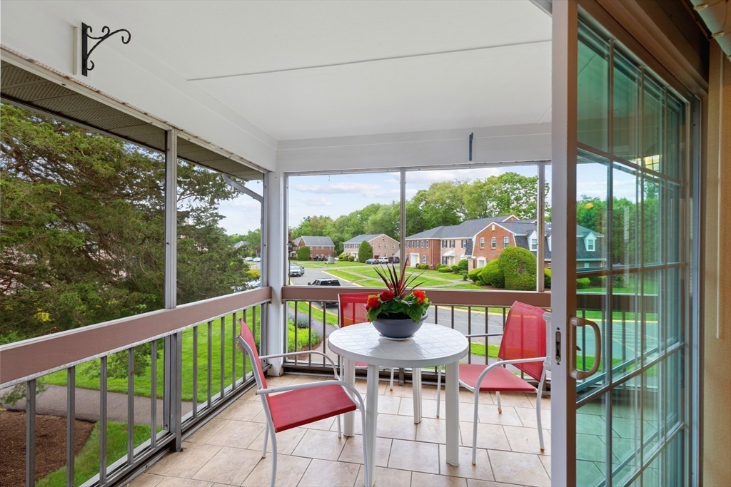 111 Ethyl Way Unit: E