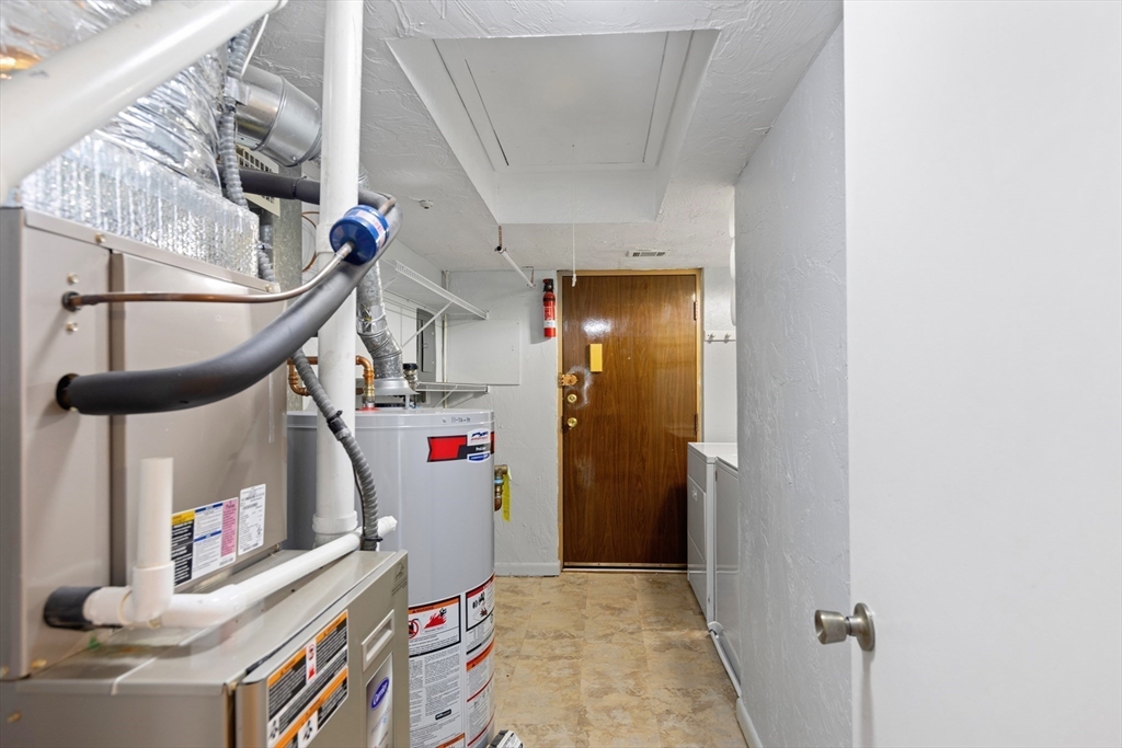 111 Ethyl Way Unit: E