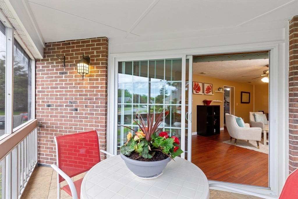 111 Ethyl Way Unit: E