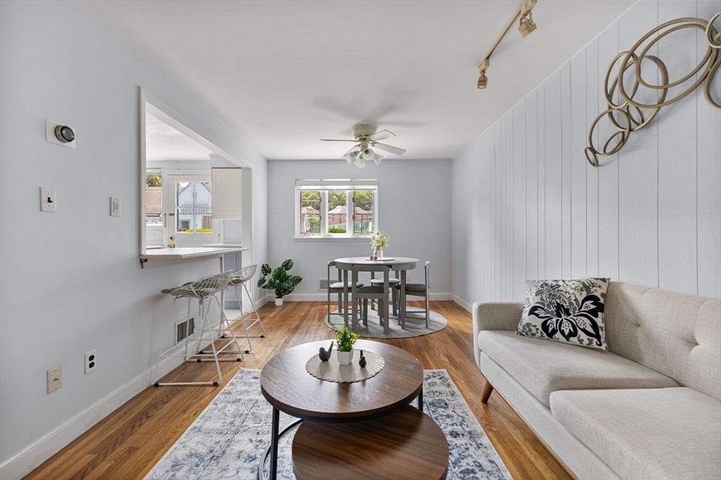 358 Lexington St # 358