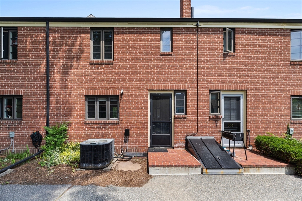358 Lexington St # 358