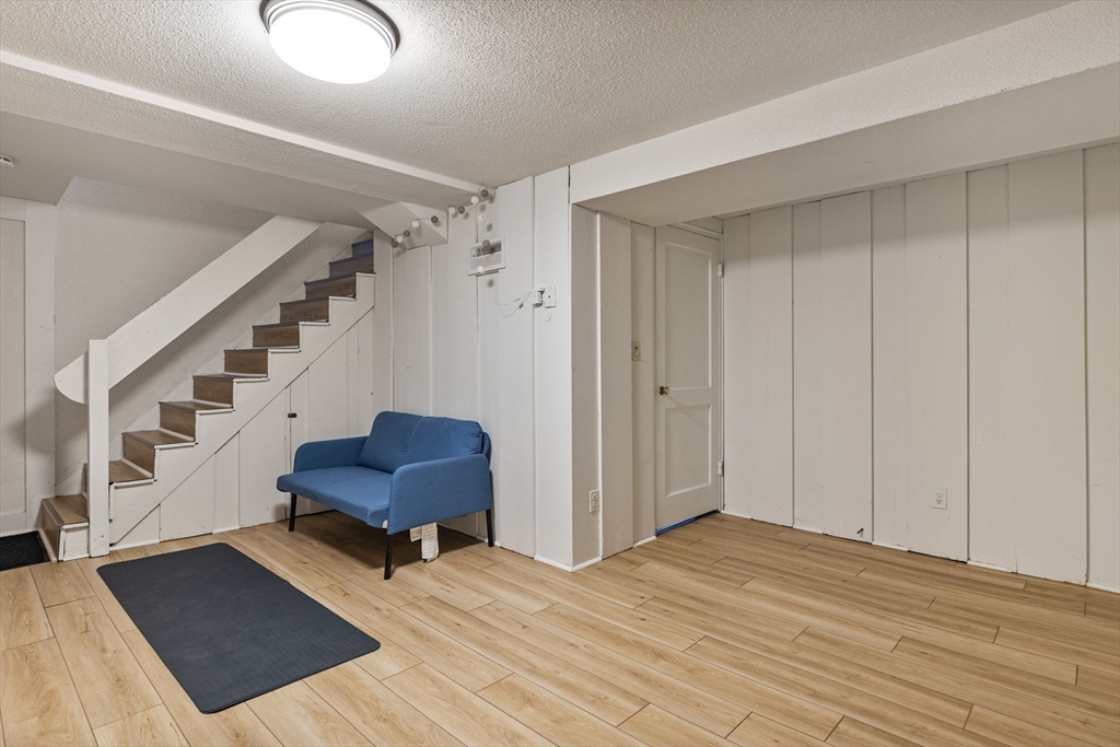 358 Lexington St # 358
