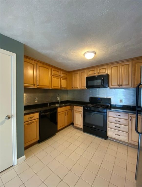 2 Karen Cir # 17