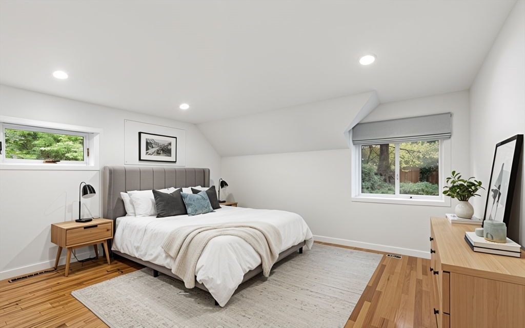 537 Boylston # 537