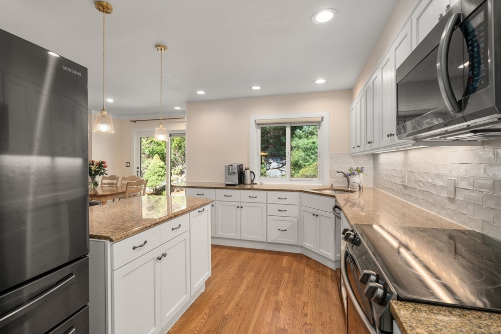 537 Boylston # 537