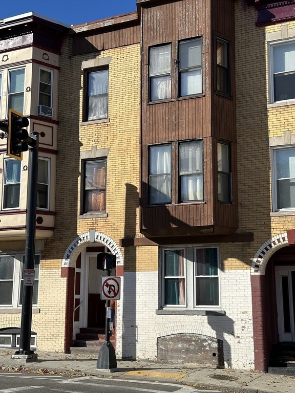1905 Columbus Avenue # 3