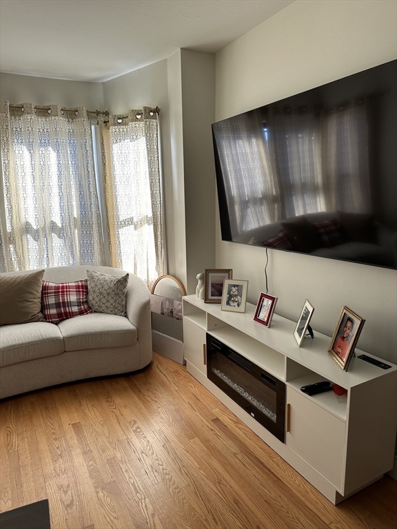 1905 Columbus Avenue # 3
